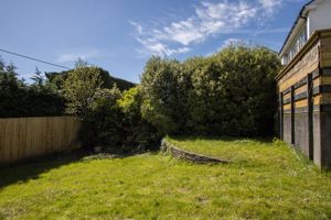 Photo 33- click for photo gallery